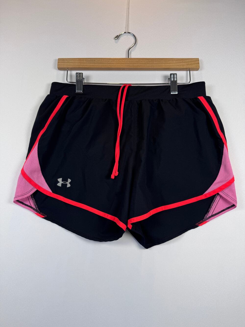 Women's Medium Under Armour Running Shorts Mesh Drawstring Black Coral